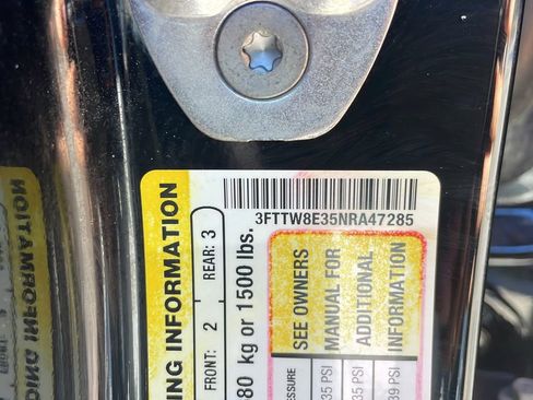 Used 2022 Ford Maverick XLT image 36