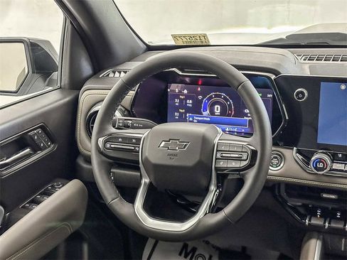 New 2026 Chevrolet Colorado ZR2 w/ ZR2 Bison Edition image 18