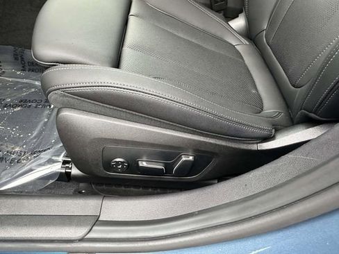 Certified 2025 BMW 330i xDrive Sedan w/ Premium Package image 26