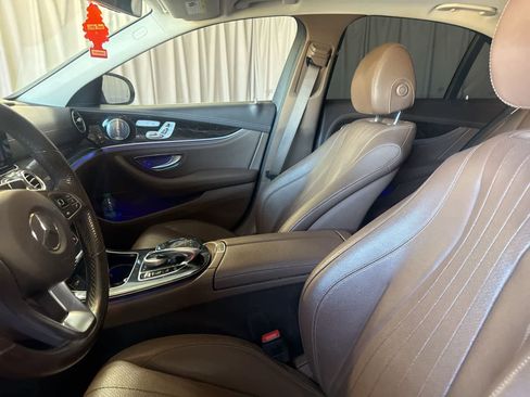 Used 2018 Mercedes-Benz E 300 image 21