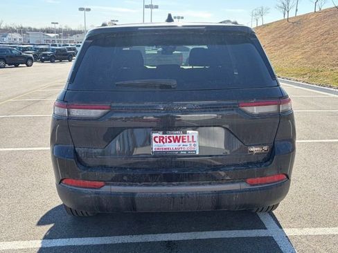 New 2026 Jeep Grand Cherokee Limited w/ Limited Altitude Package AWD/4WD image 6