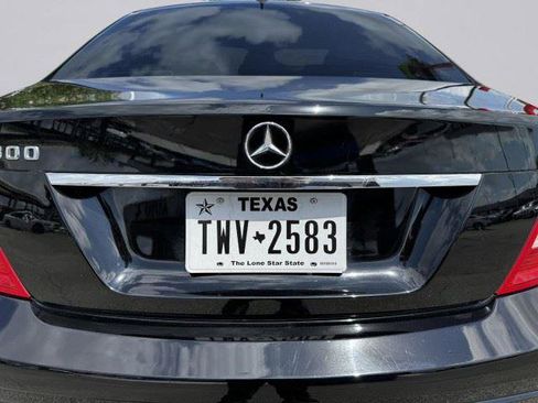 Used 2011 Mercedes-Benz C 300 Sedan image 16