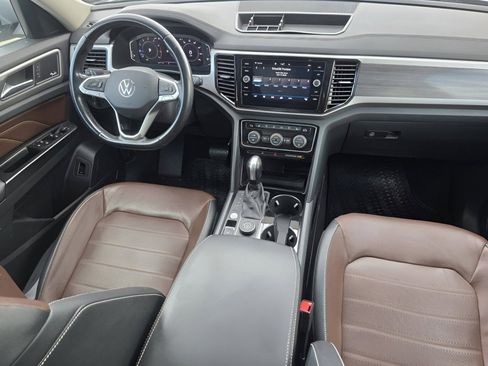 Used 2021 Volkswagen Atlas SEL Premium image 33