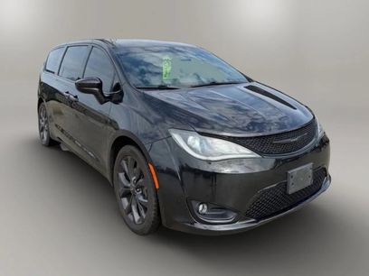Used 2019 Chrysler Pacifica Touring Plus w/ S Appearance Package