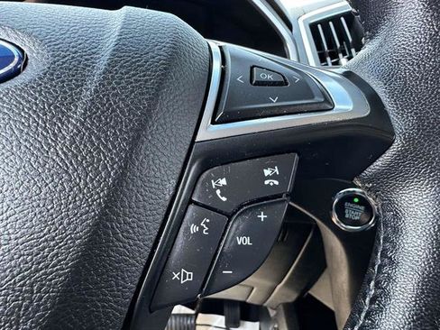 Used 2019 Ford Edge SEL w/ Equipment Group 201A AWD/4WD image 16