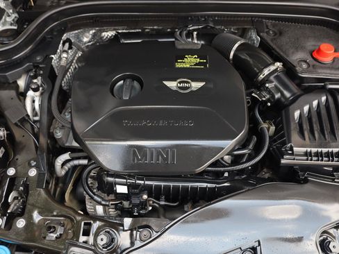Used 2015 MINI Cooper 4-Door Hardtop FWD image 12