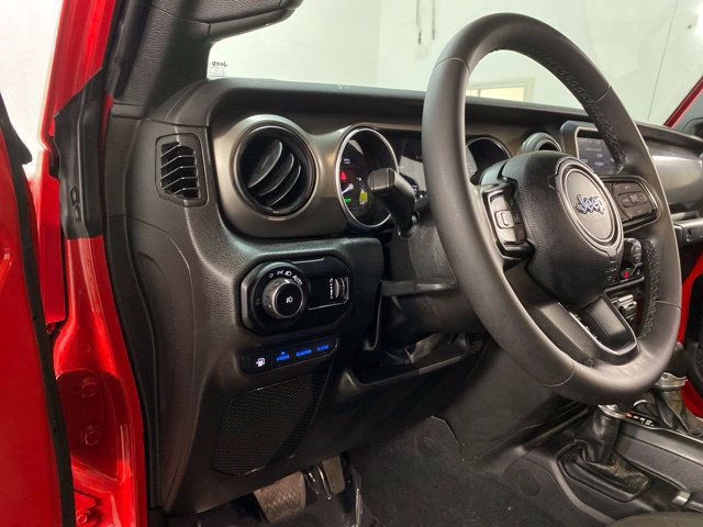 Used 2023 Jeep Wrangler Unlimited w/ 8.4" Radio Group AWD/4WD image 30