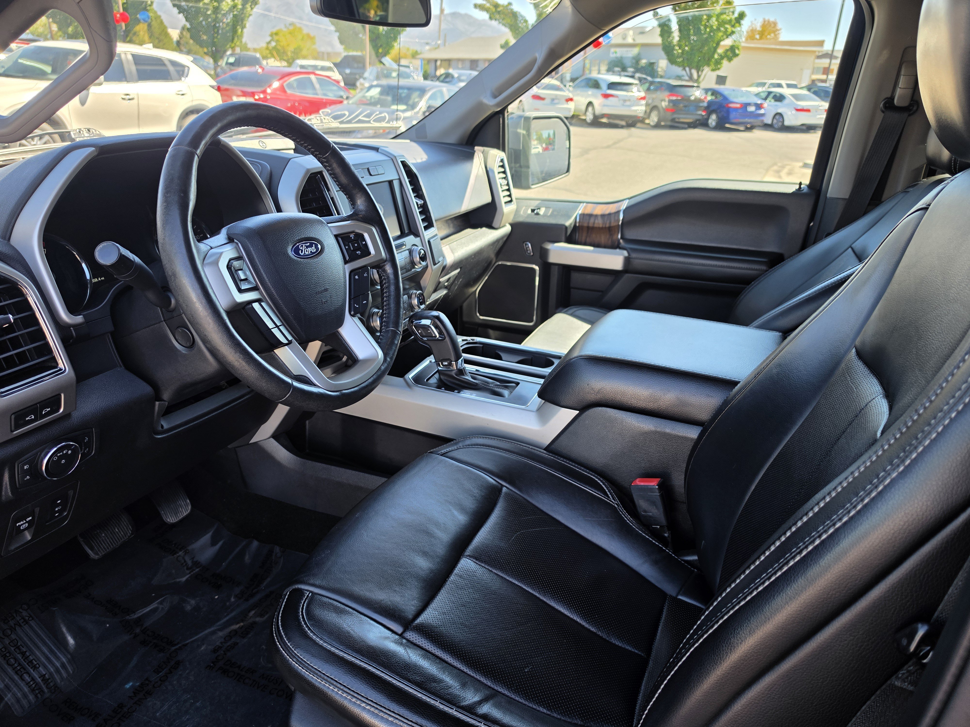 Used 2019 Ford F150 Lariat w/ Equipment Group 502A Luxury AWD/4WD image 11