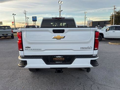 New 2026 Chevrolet Silverado 2500 High Country w/ High Country Premium Package AWD/4WD image 6