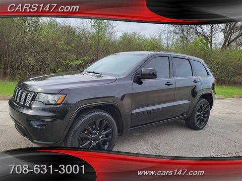 Used 2019 Jeep Grand Cherokee Altitude image 1