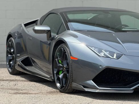 Used 2017 Lamborghini Huracan LP 610-4 AWD/4WD image 30