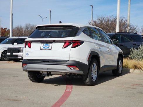 New 2026 Hyundai Tucson SE image 4