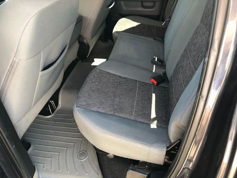 Used 2017 RAM 1500 Big Horn AWD/4WD image 37
