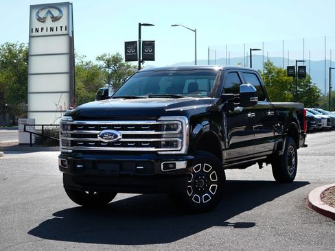 Used 2024 Ford F350 Platinum w/ FX4 Off-Road Package AWD/4WD image 1