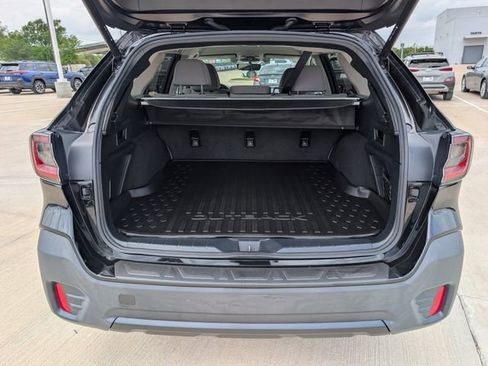 Used 2020 Subaru Outback Premium w/ Popular Package #1 AWD/4WD image 27