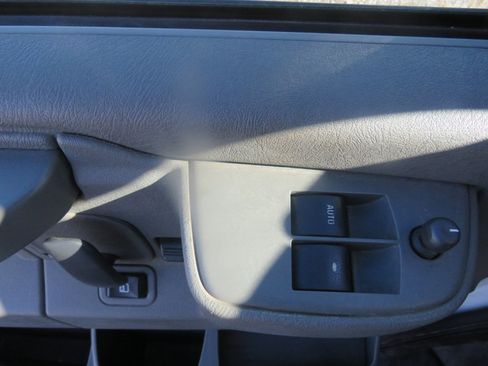 Used 2022 GMC Savana 3500 G3500 139 in. w/ Power Convenience Package image 10