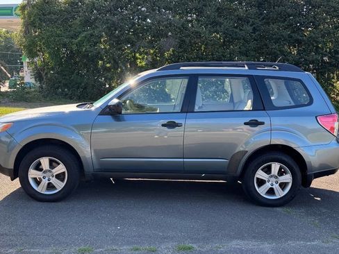 Used 2013 Subaru Forester 2.5X w/ Popular Pkg 1 AWD/4WD image 5