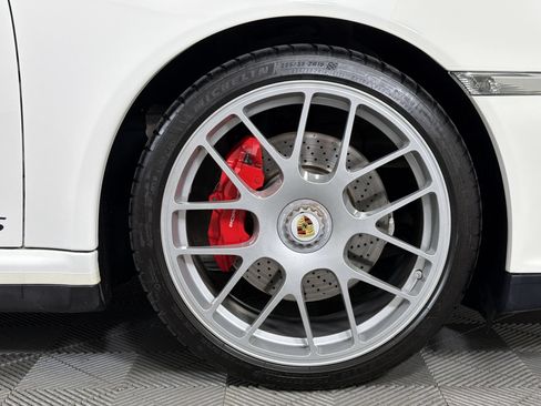 Used 2012 Porsche 911 Carrera 4 GTS AWD/4WD image 14