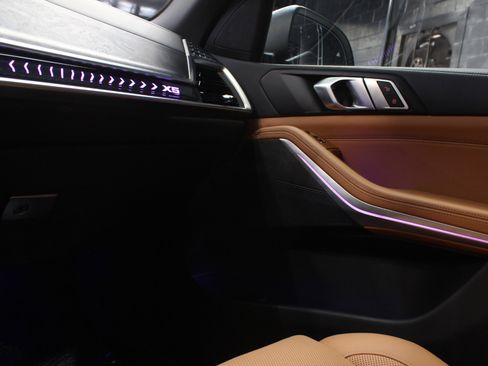 Used 2024 BMW X5 sDrive40i image 76