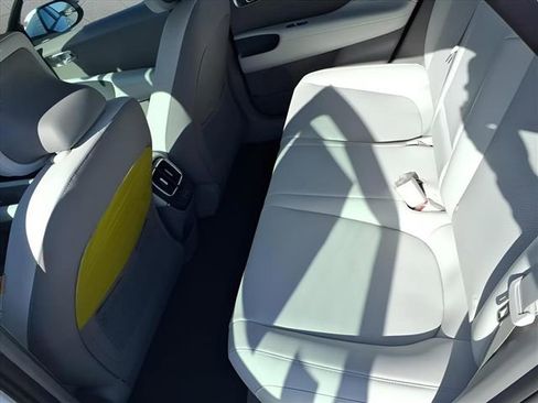 New 2025 Hyundai Ioniq 6 SEL image 13