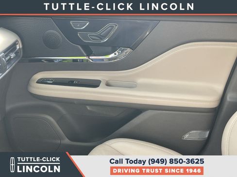 Used 2023 Lincoln Corsair Reserve w/ Equipment Group 201A AWD/4WD image 32