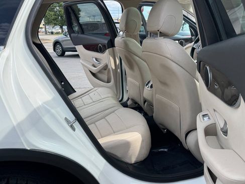 Used 2017 Mercedes-Benz GLC 300 4MATIC w/ Premium 1 Package image 16