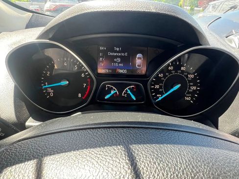 Used 2019 Ford Escape SE AWD/4WD image 16