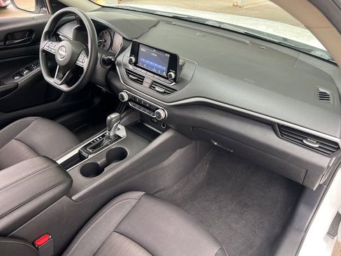 Certified 2024 Nissan Altima 2.5 S FWD image 19