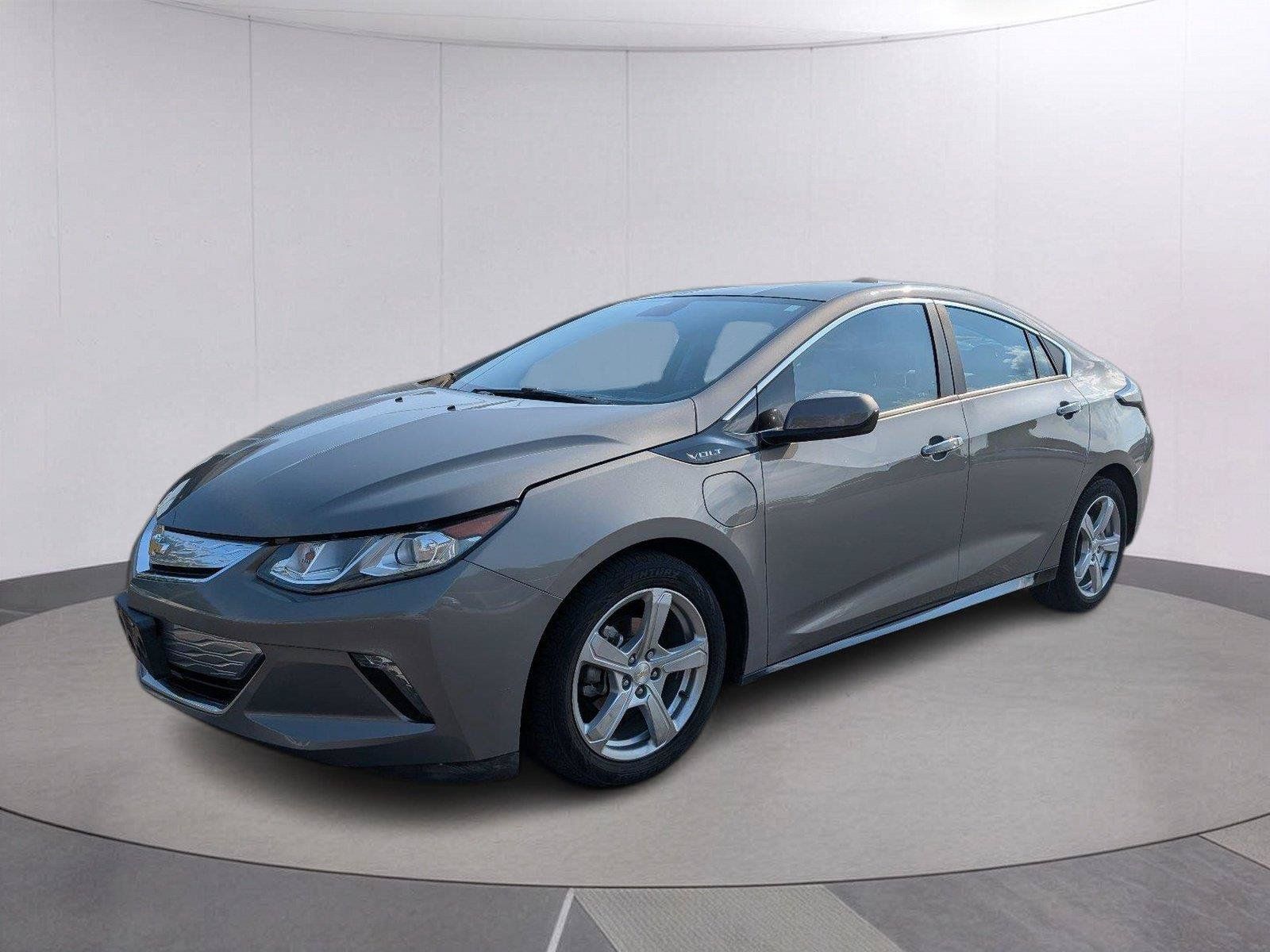 Used 2017 Chevrolet Volt LT FWD image 1