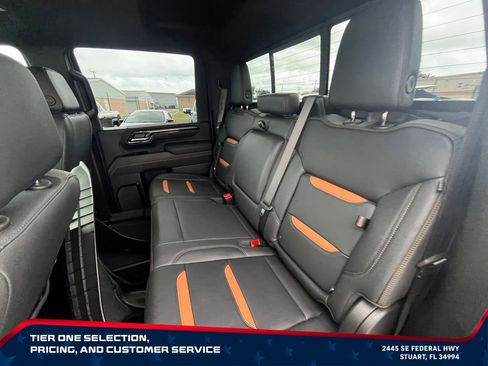 Used 2025 GMC Sierra 2500 AT4 w/ AT4 Premium Plus Package AWD/4WD image 31