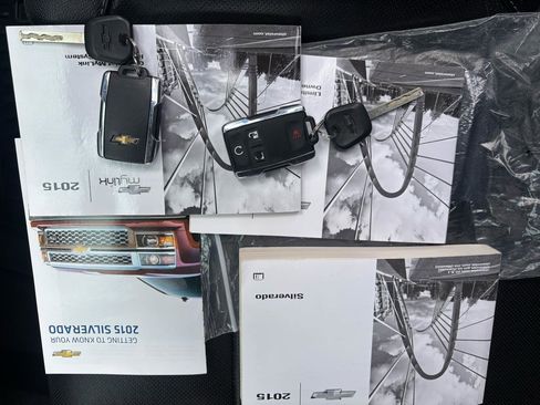 Used 2015 Chevrolet Silverado 1500 LTZ image 40