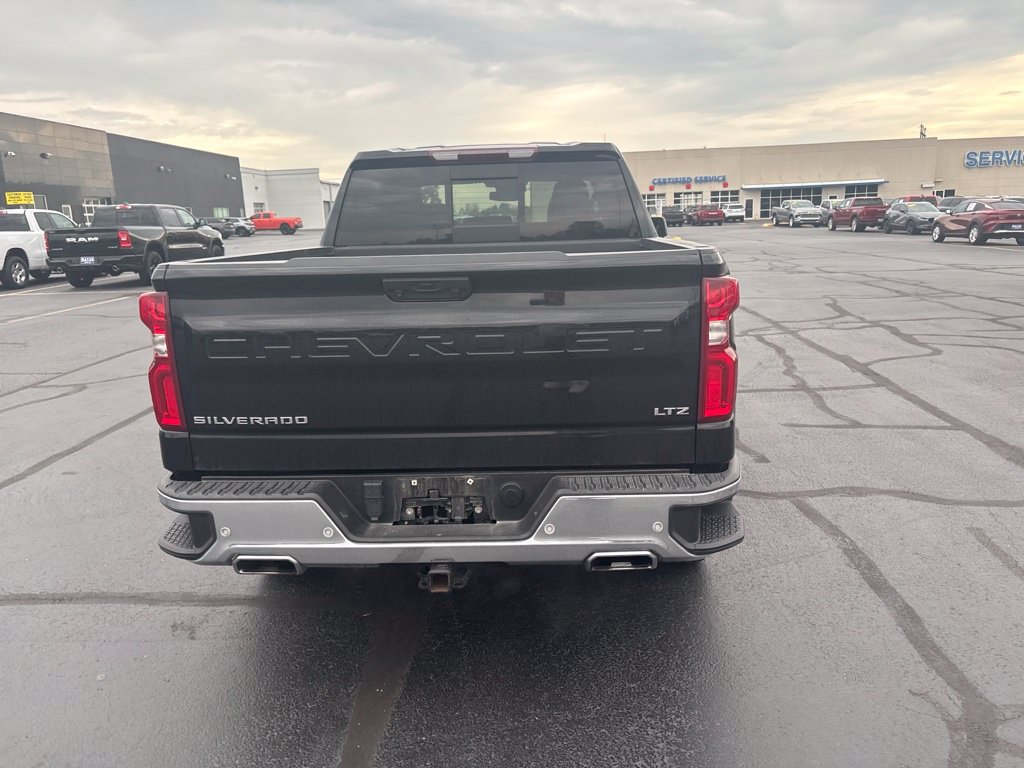 Used 2023 Chevrolet Silverado 1500 LTZ AWD/4WD image 16