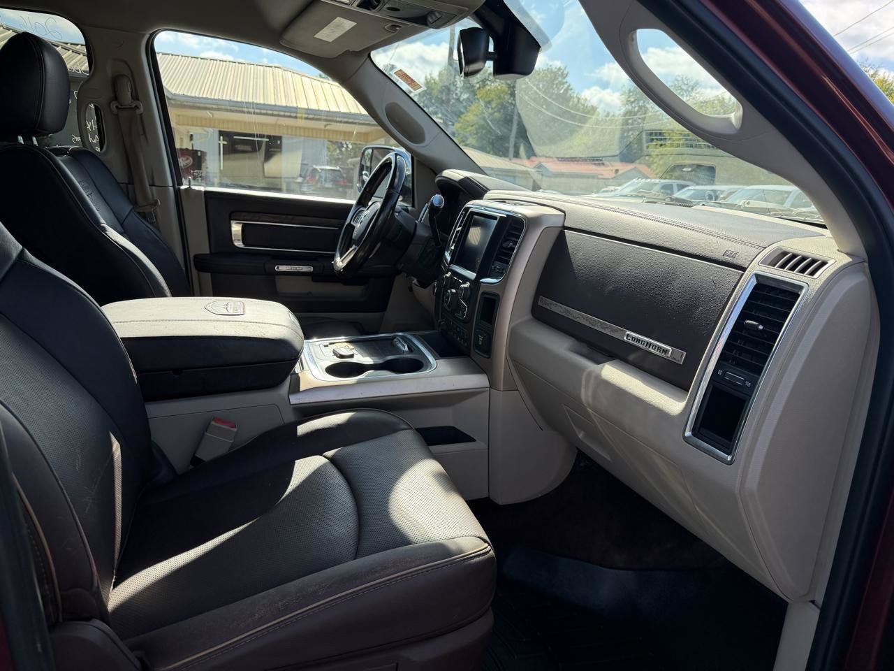 Used 2016 RAM 3500 Laramie Longhorn AWD/4WD image 13