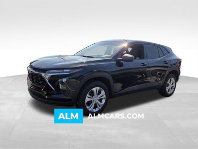 Used 2025 Chevrolet Trax LS