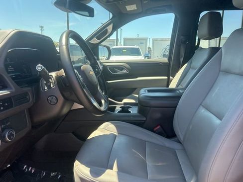 Used 2023 Chevrolet Tahoe LT w/ Luxury Package RWD image 15