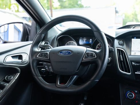 Used 2018 Ford Focus ST w/ Equipment Group 402A FWD image 32