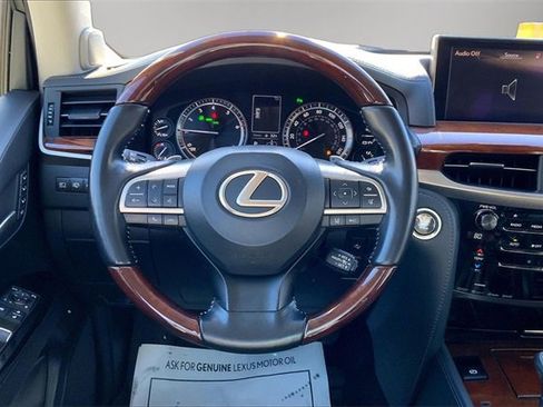 Used 2021 Lexus LX 570 4WD w/ Luxury Package image 5