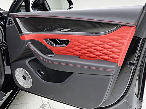 Certified 2023 Bentley Flying Spur S V8 AWD/4WD image 50