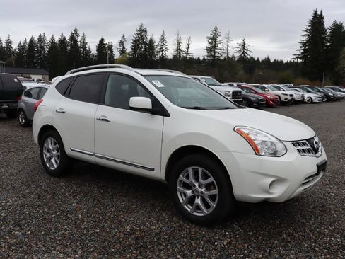 Used 2013 Nissan Rogue SL image 5