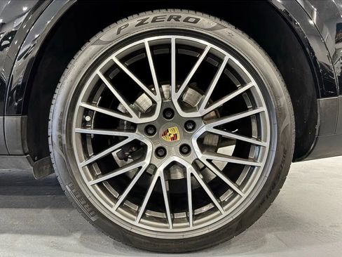 Used 2019 Porsche Cayenne AWD/4WD image 55