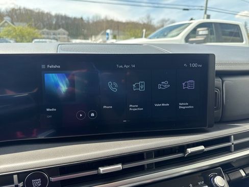 Used 2025 Hyundai Santa Fe SEL FWD image 25