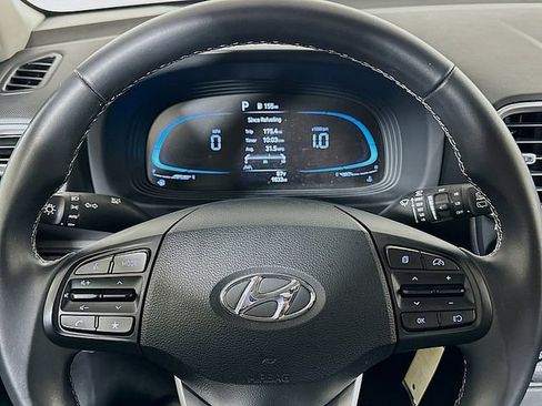 Used 2023 Hyundai Venue SEL w/ Cargo Package FWD image 12