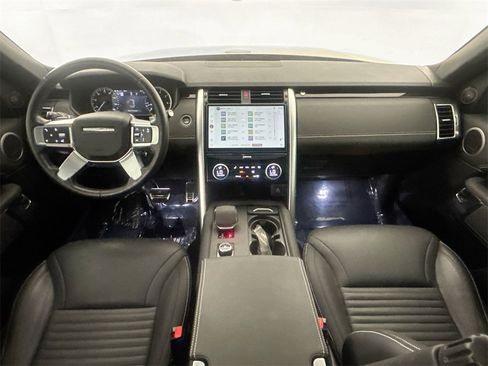 Used 2023 Land Rover Discovery S R-Dynamic image 22