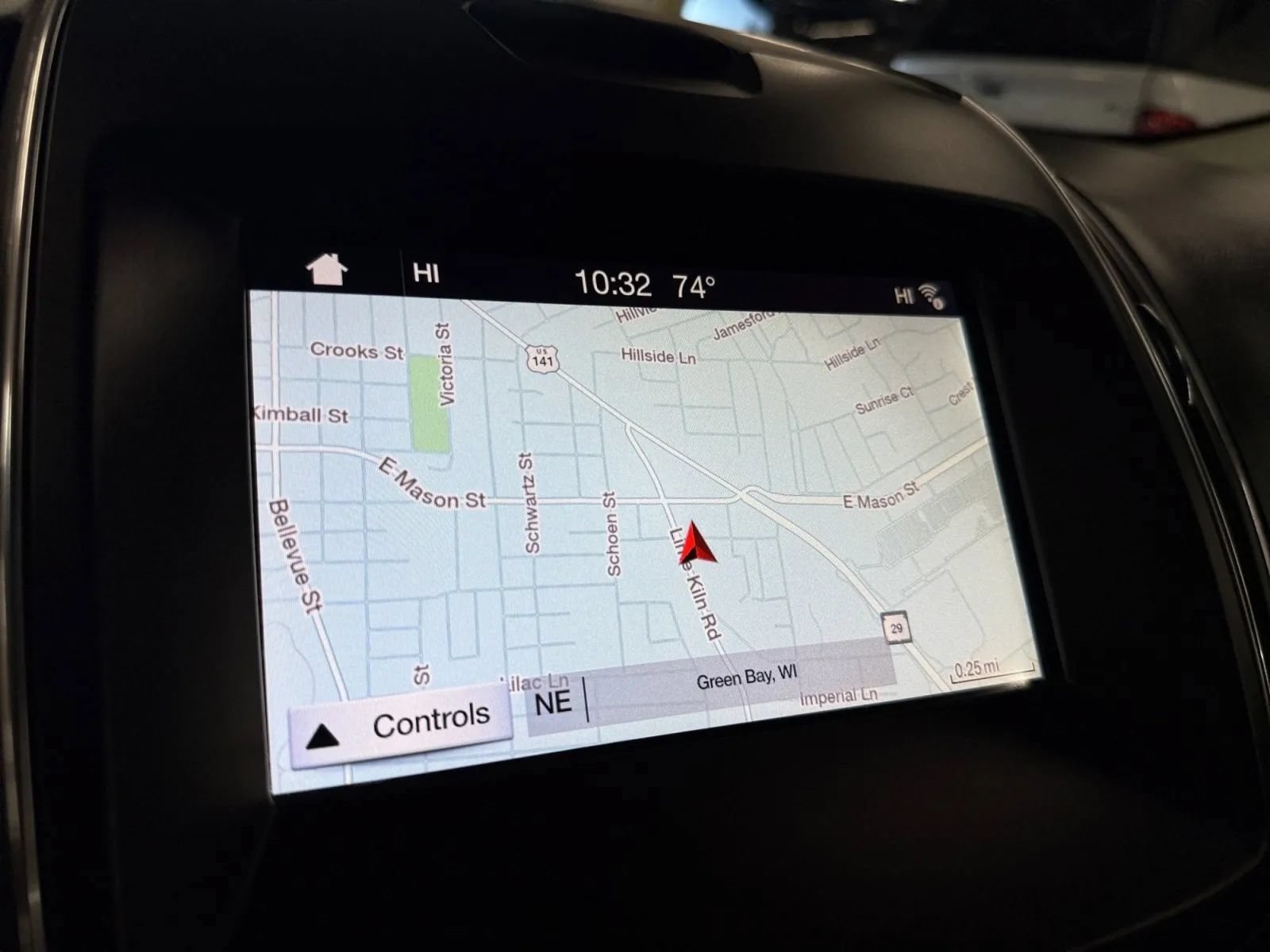Used 2019 Ford Edge Titanium w/ Equipment Group 301A AWD/4WD image 13