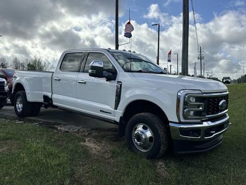 Used 2024 Ford F350 King Ranch w/ Chrome Package image 9