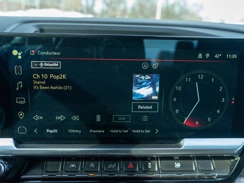 Used 2023 GMC Sierra 1500 SLE image 16