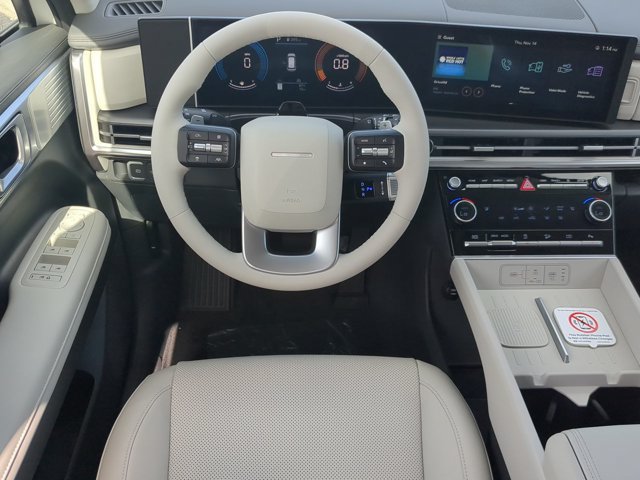 Certified 2025 Hyundai Santa Fe SEL FWD image 15