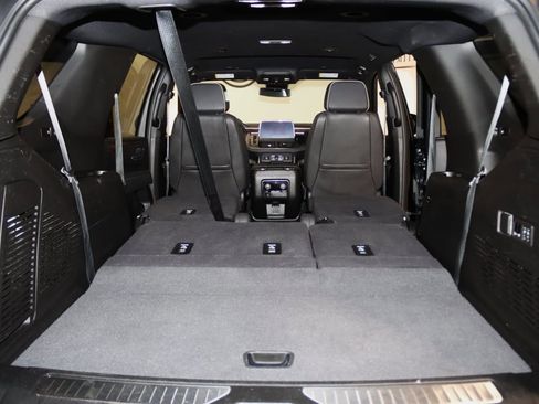 Used 2024 Chevrolet Tahoe Premier image 69