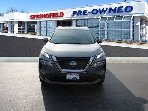 Used 2023 Nissan Rogue SV w/ SV Premium Package image 2