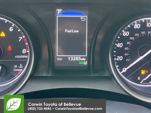 Used 2023 Toyota Camry SE w/ Convenience Package FWD image 10